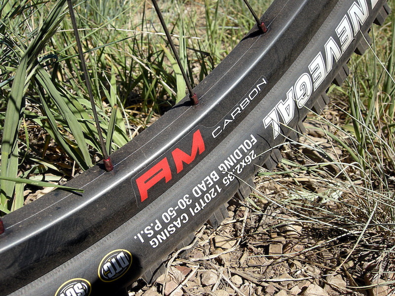Reynolds Carbon AM wheelset From Pivot Mach 5.7