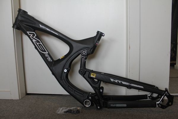 new 2012 Intense M9 FRO, medium, stealth Black, new style lower link, never build, no shock
