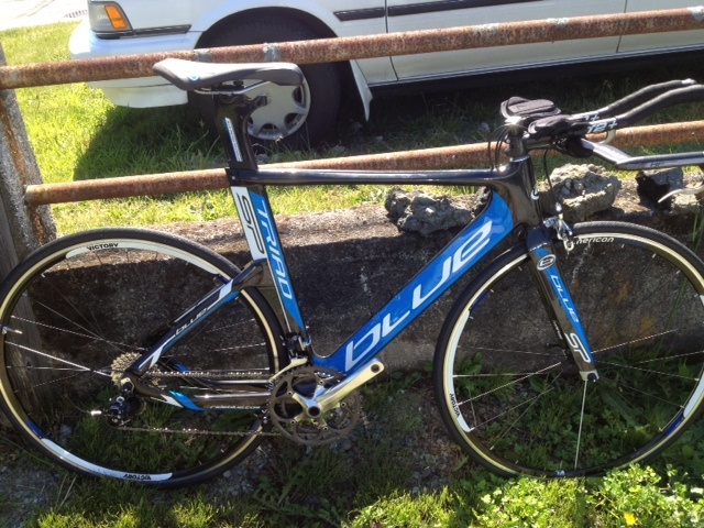 blue tri bike