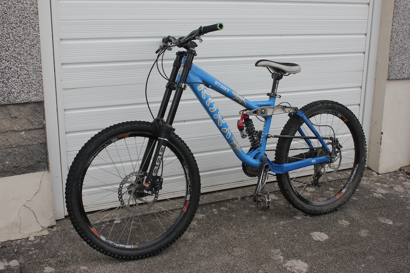 Kona Stinky Deluxe 2012 Kona Stinky Deluxe 07 (PRICE DROP) For Sale