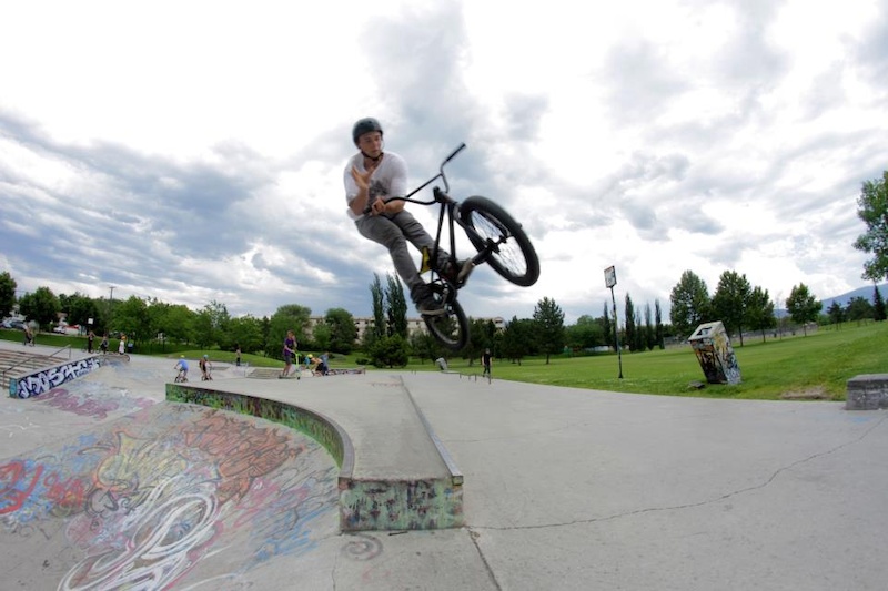 180 barspin over ledge. Thanks to Issac Cormack for shooting this photo.