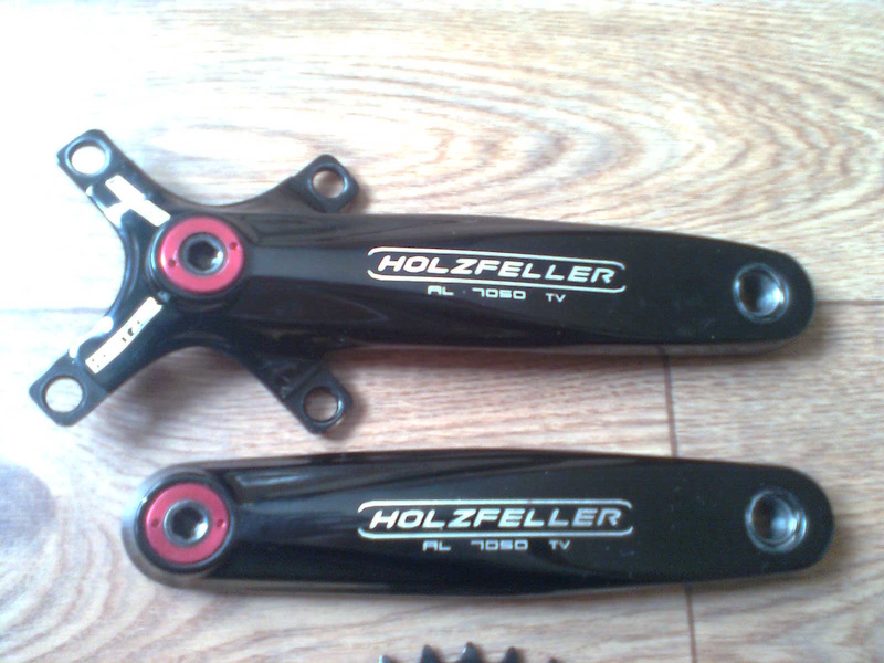 Truvative Holzfeller cranks 170mm w/ red crank bolts and 38t ring