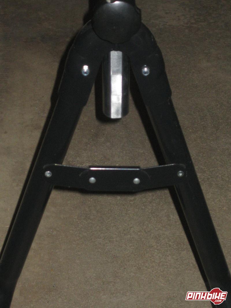 wrench force repair stand