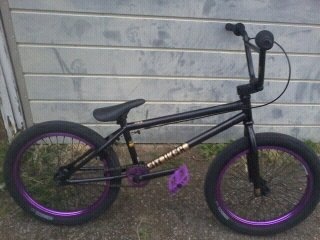pic of my bike fit co vh1 on the side