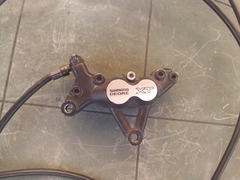 xt brakes 4 piston