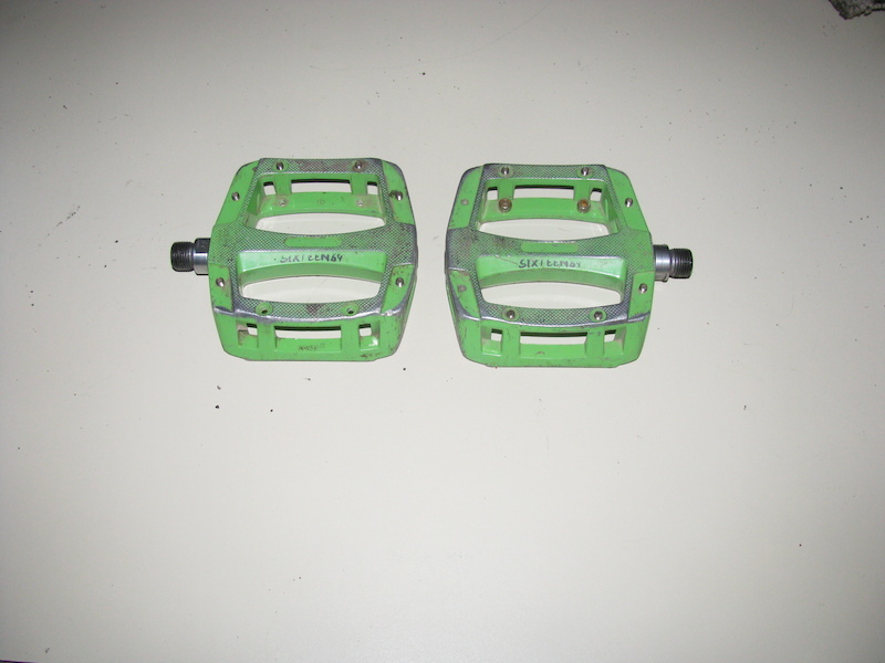 neon green pedals
