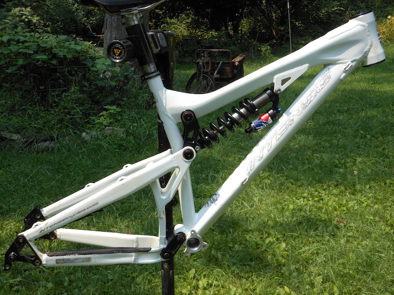 downhill frameset