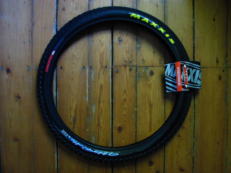 maxxis holy roller 24 x 2.4