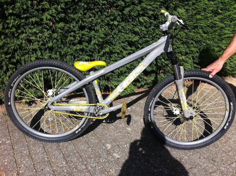 scott voltage yz tmo
