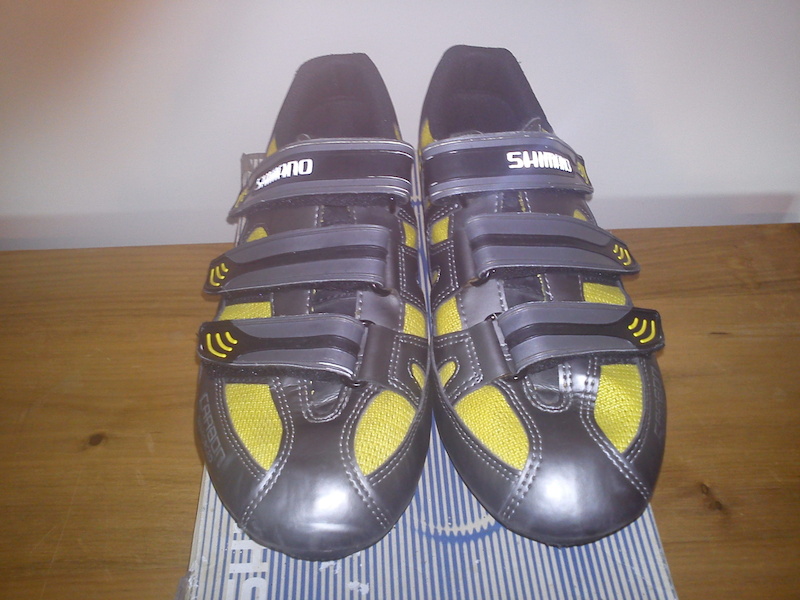 Shimano SH-R122 Shoes For Sale