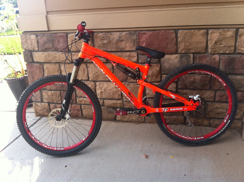 Commencal 2024 absolut 2010