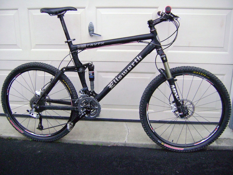 2010 Ellsworth Truth Large For Sale