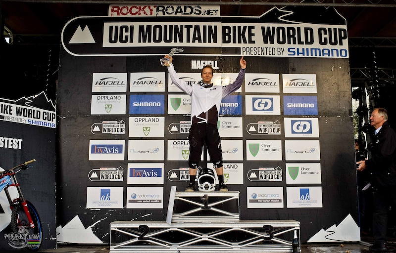 uci downhill standings