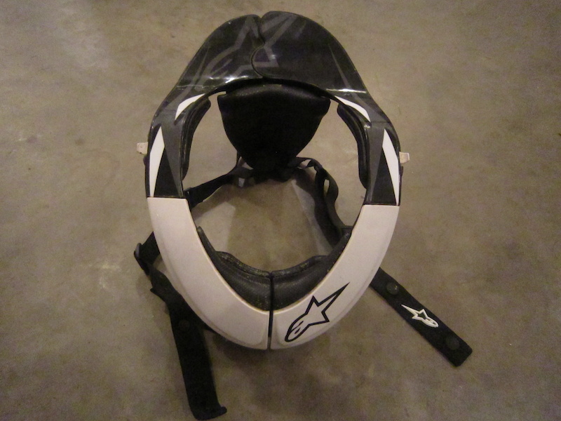 Alpinestars Neck Brace UNRESERVED EBAY AUCTION For Sale