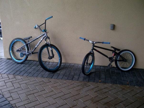 Decided to swap bars and stems for a bit! and we actually rode them like this!