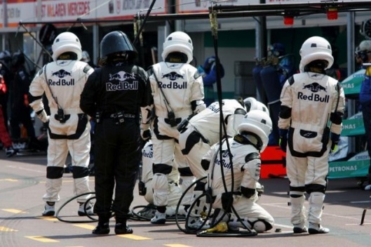 Red bull Star Wars  (No its not shopped LMAO)