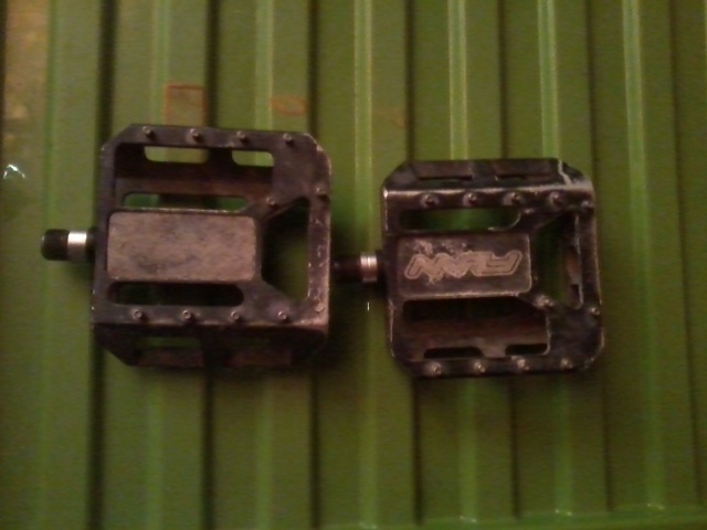 funn soljam vipers used and scratched but bearings are good