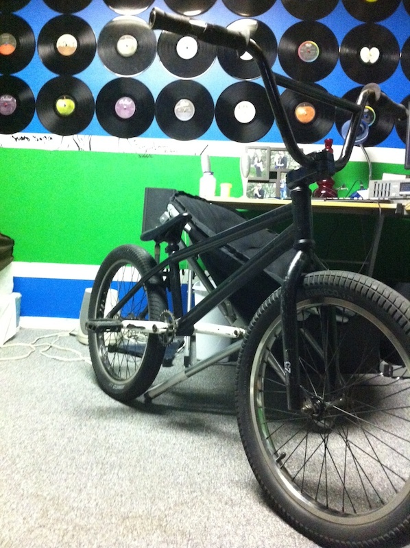 Test Du BMX Eastern Bikes Element 20 Pouces : Cadre Produktbild-Vorschau 6
