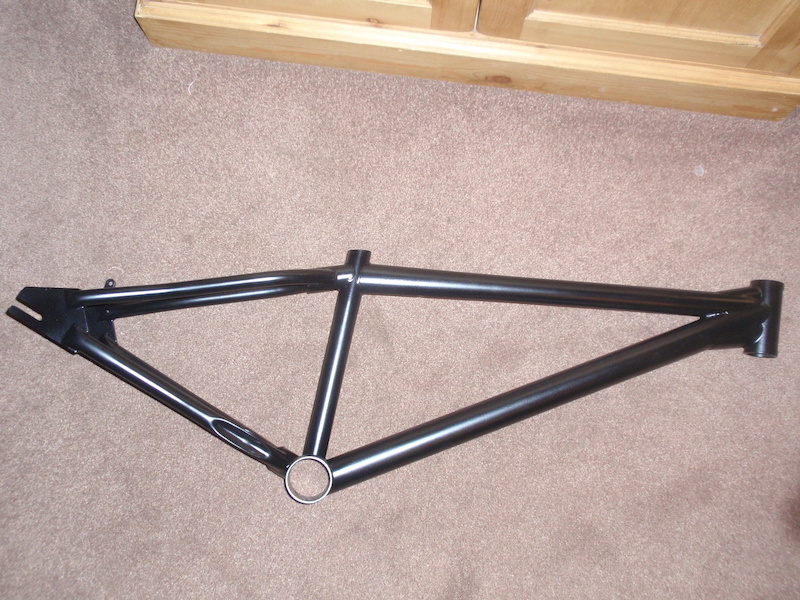 Give me 3 days and there ya go frame finished and ready to ride D