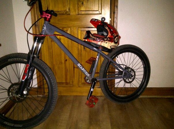 CURTIS MX24 4130 DIRT JUMP BIKE PRISTINE CONDITION QUICK SAL For Sale