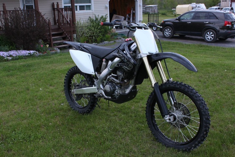 2008 Crf250R limited edition black 4500$ For Sale