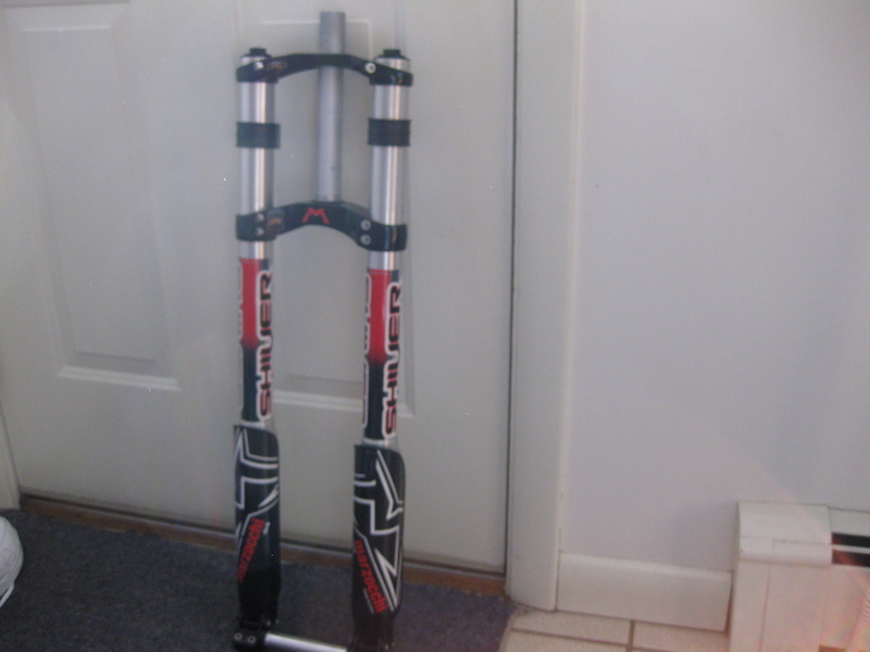Fourche double T Marzocchi Shiver DC 2004 révisé