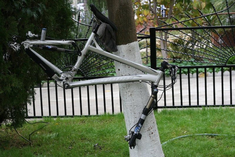 baby blue cruiser bike