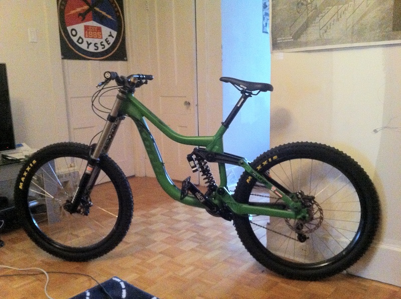 2013 kona operator, can't wait to shred this baby. Quality pics coming soon