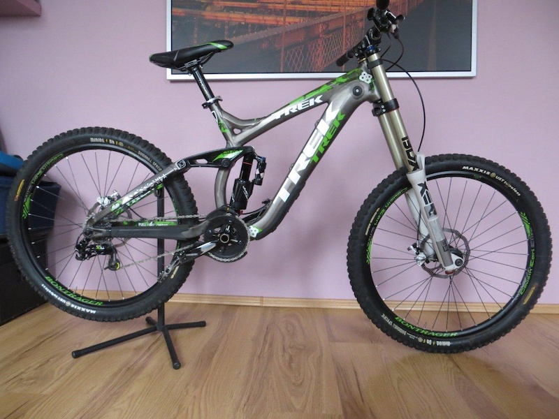 2012 Trek Session 88 with Rock Shox Boxxer World Cup KERONITE