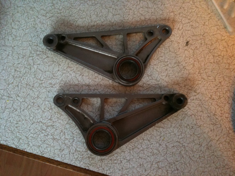 For sale £20 

Upper and lower linkage plates from 06 mkiii