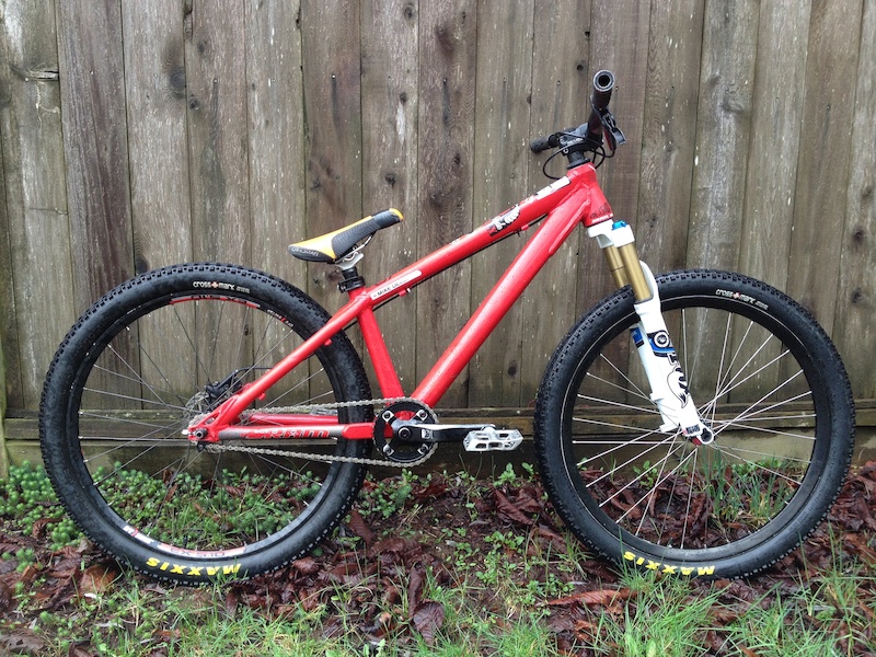 trek dirt jump frame