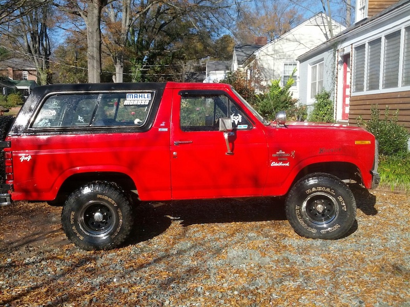 82 ford bronco on 33s 3000 For Sale