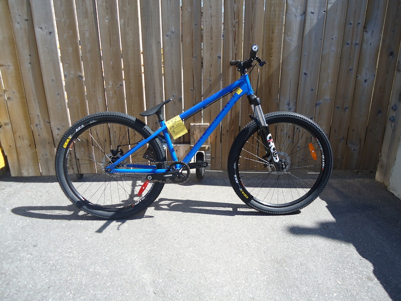 2013 *NEW* Rocky Mountain Flow DJ Dirt Jumper For Sale