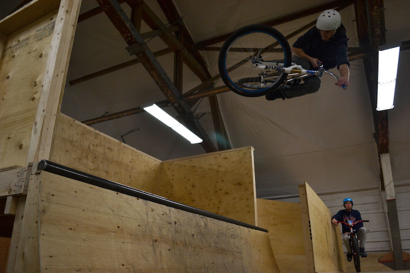Evan Roth was shredding at All In the other day. Decided to snap a few pic of him. And to Evan if you see this. Sick table man 
