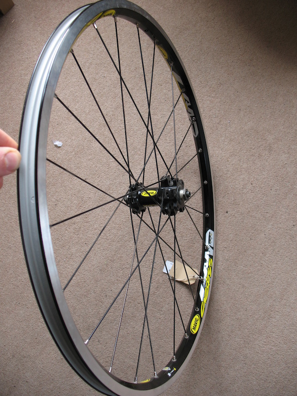 Mavic Crossland disc/v brake tubeless wheel NEW For Sale