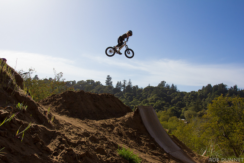 Jackson Goldstone California Dreaming - Pinkbike