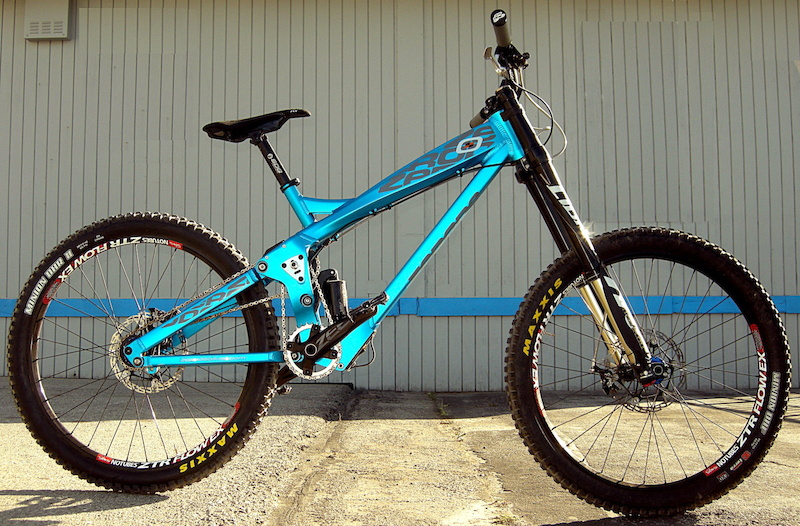 Zerode dh hot sale bike