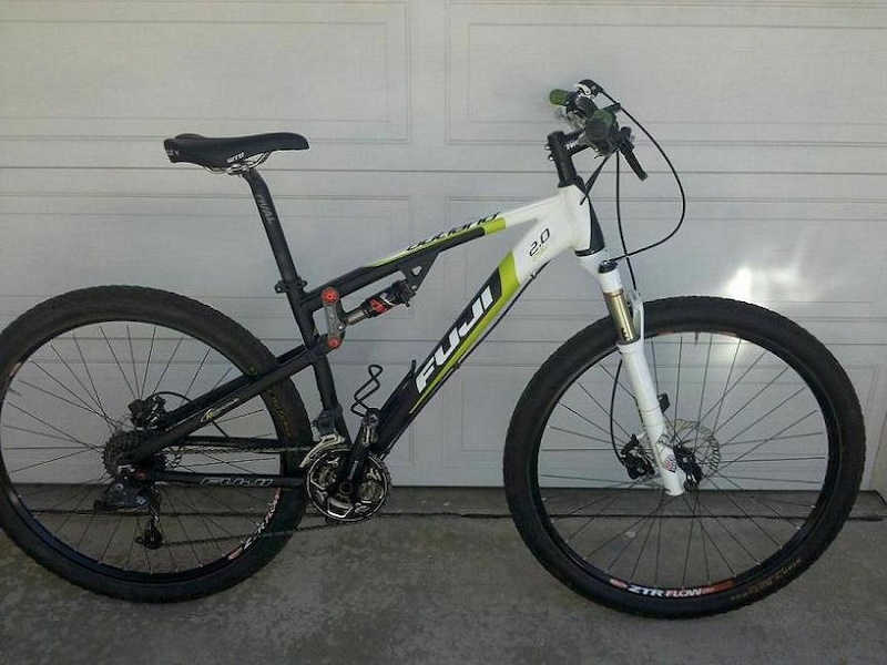 2011 Fuji Outland 29er 2.0 17in. For Sale