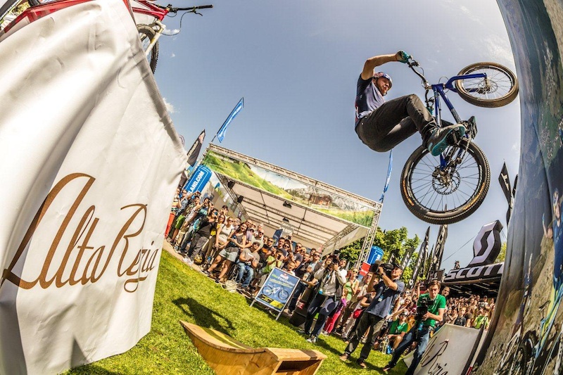 Trick Phenomenon Danny MacAskill Rocks BIKE Festival Riva Pinkbike