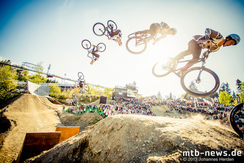 Anton Thelander nails down 3rd place at Red Bull Berg Line with this sweet flip.