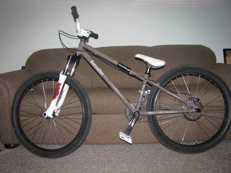 2010 Brodie Heathen Dirt Jumper MINT For Sale