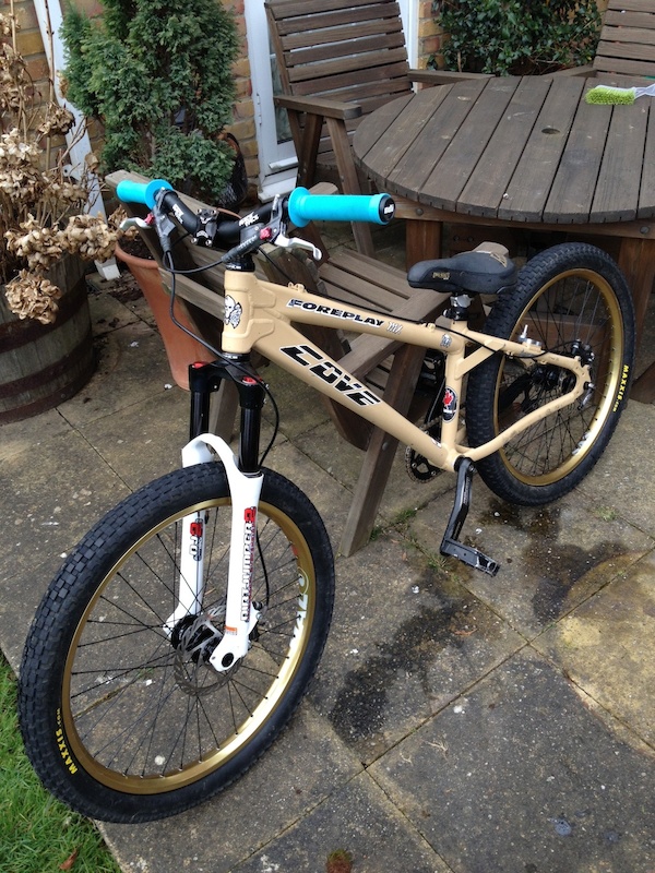2007 Cove Foreplay MX Jump Bike - Inc Gold 24 Inch Halo SAS 2007 Cove Foreplay MX Jump Bike - Inc Gold 24 Inch Halo SAS