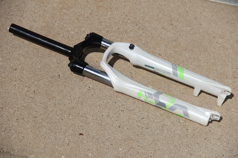 RST Dirt 80mm DJ Fork. 1 1/8" steer tube. New take off. For Sale