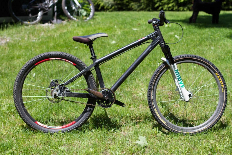 Sinister DNA Dirt Jumper For Sale