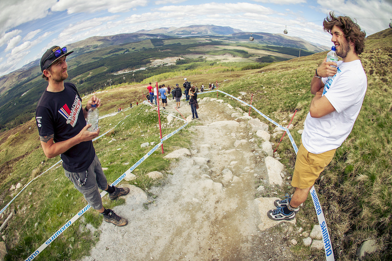 Madison Saracen Perpetual UCI MTB World Cup ONE - Fort William Nevis Range Scotland - Find the article on Pinkbike.com - Laurence CE - www.laurence-ce.com