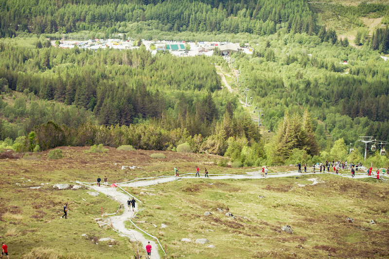 Madison Saracen Perpetual UCI MTB World Cup ONE - Fort William Nevis Range Scotland - Find the article on Pinkbike.com - Laurence CE - www.laurence-ce.com