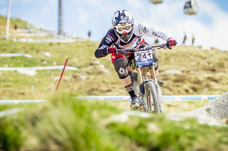 Madison Saracen Perpetual UCI MTB World Cup ONE - Fort William Nevis Range Scotland - Find the article on Pinkbike.com - Laurence CE - www.laurence-ce.com