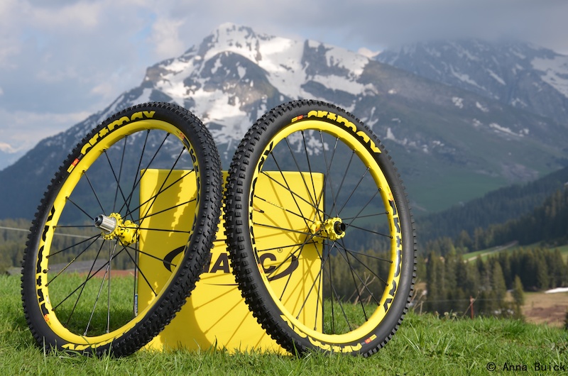 emmer Allerlei soorten beton First Look: Mavic's Enduro-Specific Wheel and Tire System - Pinkbike