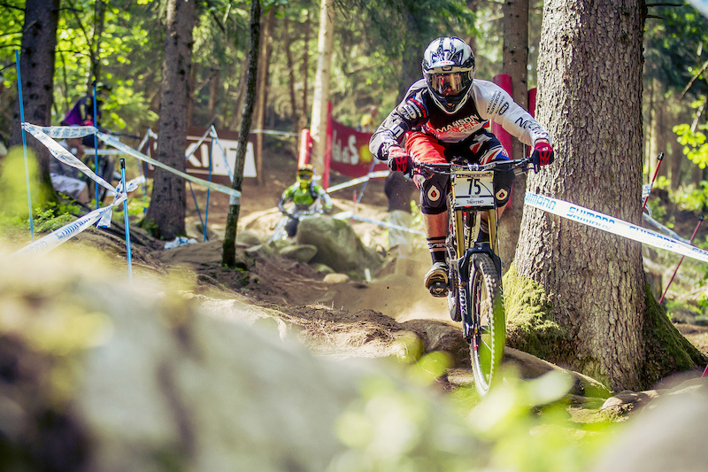 Madison Saracen Heated UCI MTB World Cup TWO - Val di Sole Italy - Find the article on Pinkbike.com - Laurence CE - www.laurence-ce.com