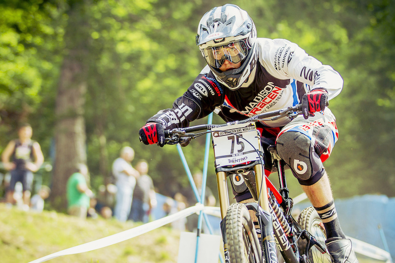 Madison Saracen Heated UCI MTB World Cup TWO - Val di Sole Italy - Find the article on Pinkbike.com - Laurence CE - www.laurence-ce.com